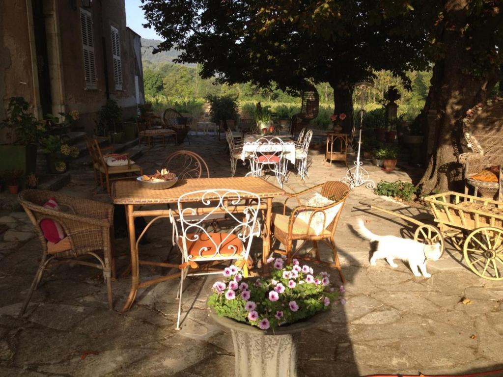 B&B Domaine Le Clos Du Pavillon Brignoles Exterior foto